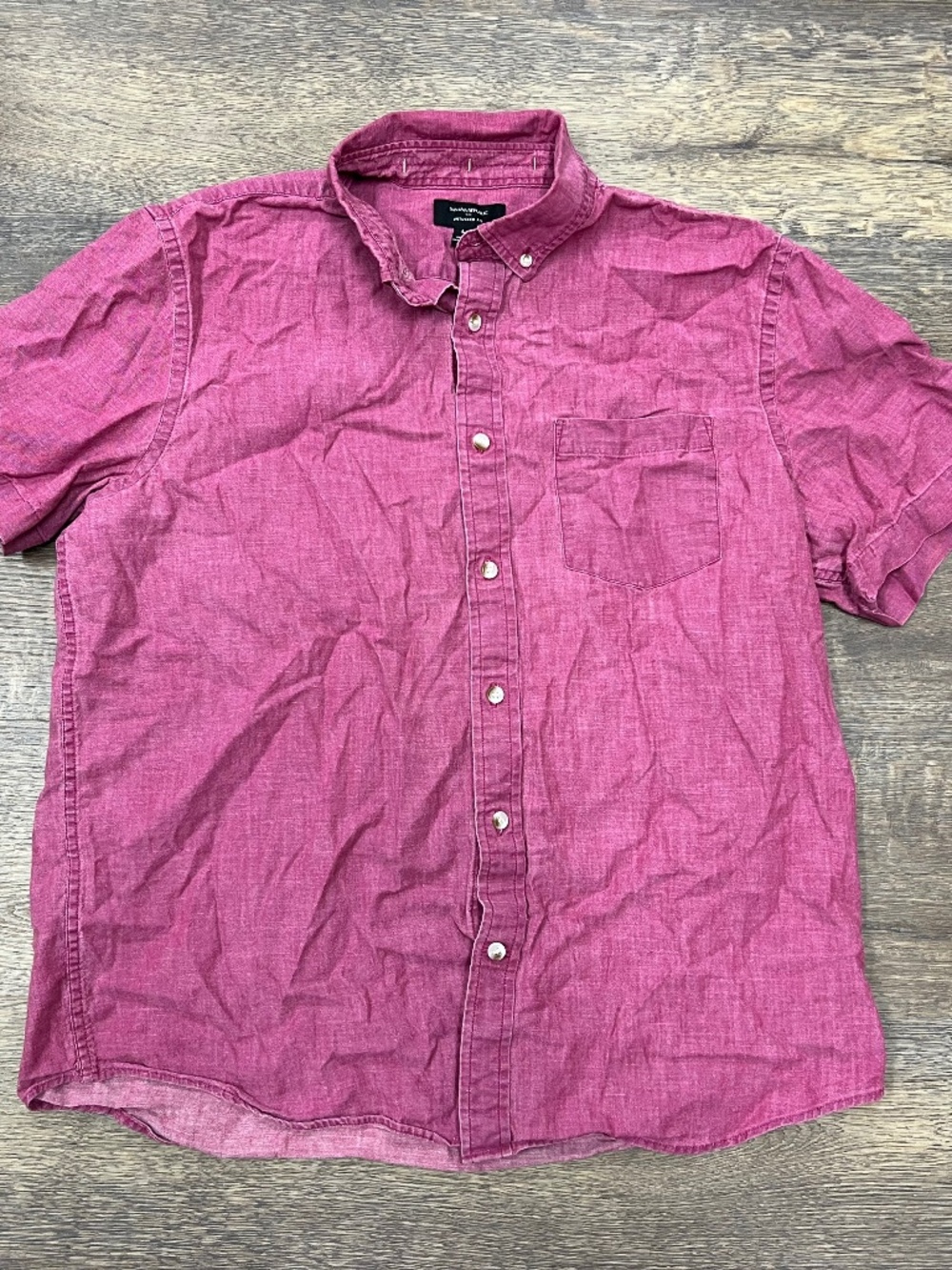 Banana Republic Men’s Large Pink Short Sleeve Button-Up Shirt Untucked Fit
